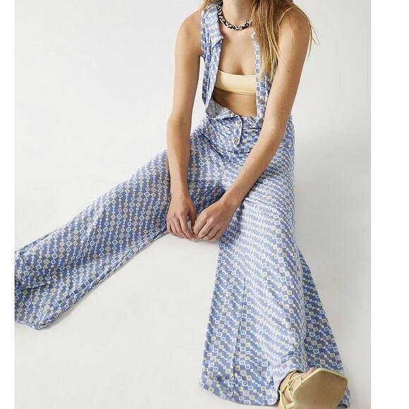 Free People Shayla Collared Retro V-Neck Racer Back Wide Leg Halter Jumpsuit - Picture 2 of 10